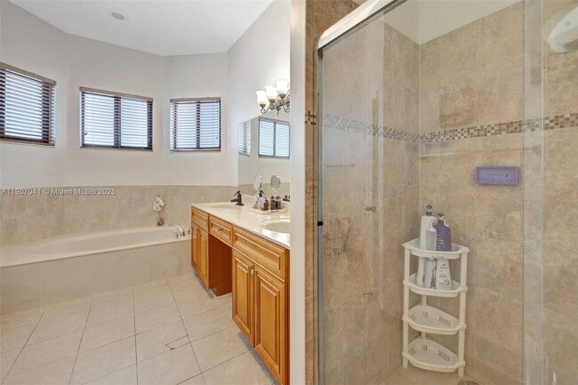 Building Photo - 10420 SW 229th Ln