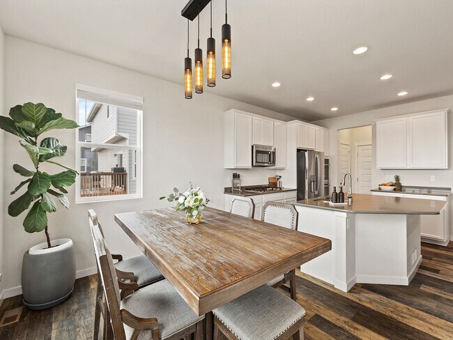 Building Photo - Stunning 4-Bed 2.5-Bath Oasis- Severance, CO!