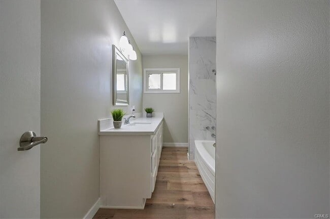 Building Photo - 786 Glenshaw Dr