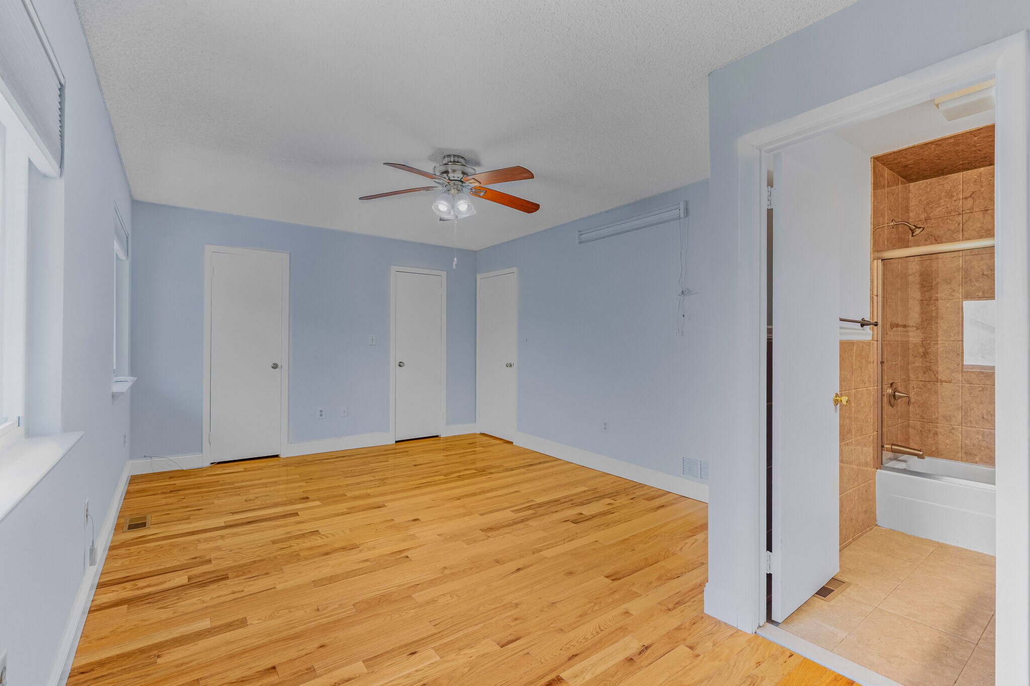 Building Photo - 99 Thoreau Dr