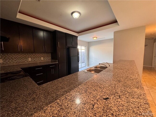 Building Photo - 28 W Sarah Evans St