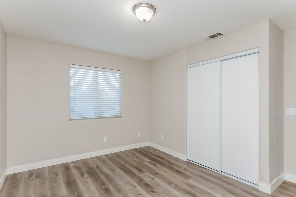 Building Photo - 7425 Flat Rock St