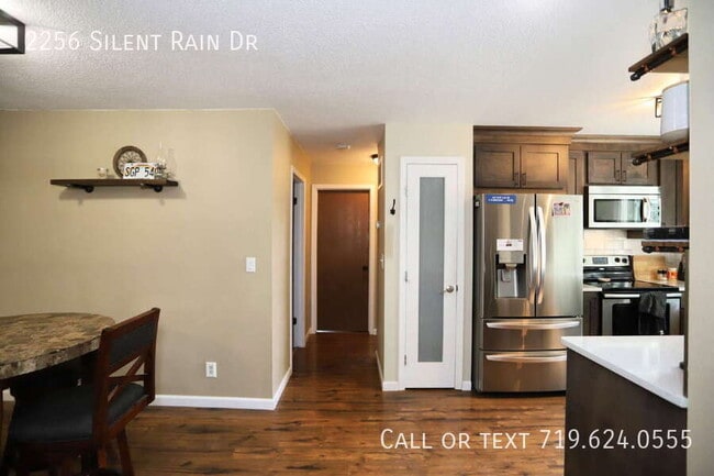Building Photo - 2256 Silent Rain Dr