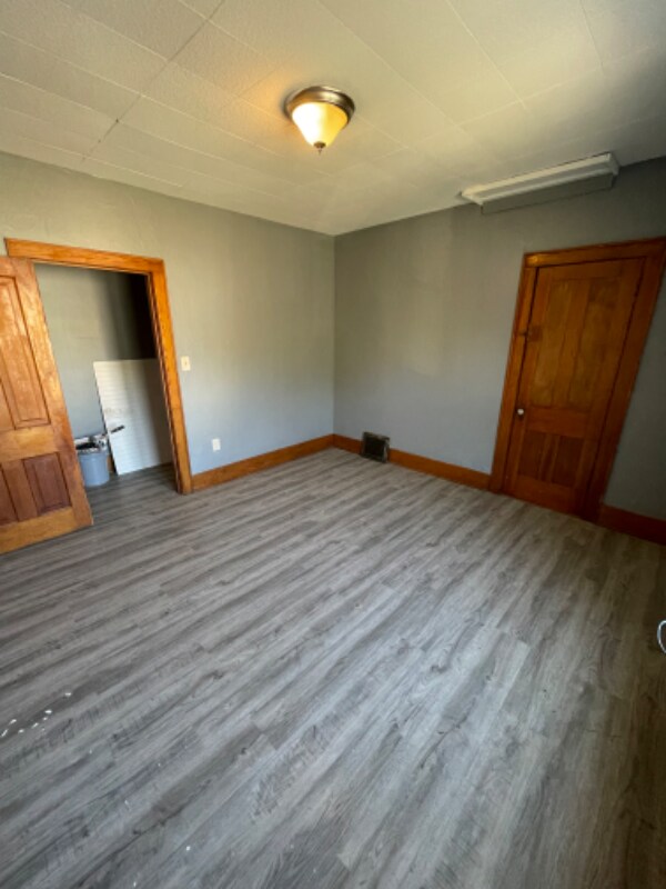 Building Photo - 518 N Olive St