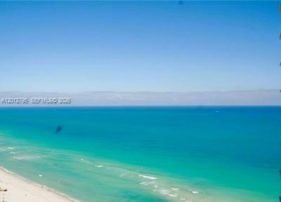Building Photo - 16699 Collins Ave