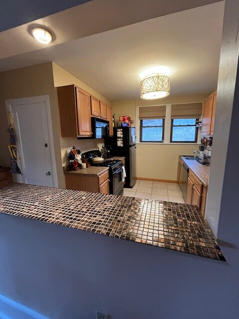 Building Photo - 6225 Monitor St