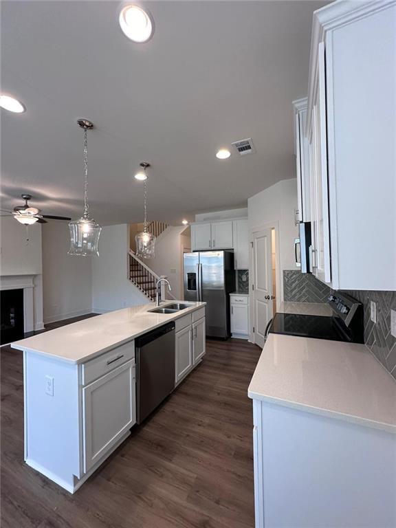 Building Photo - 2724 Sandy Ln NE