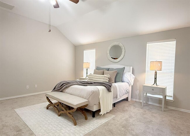 Building Photo - 18212 Willow Oak Ln