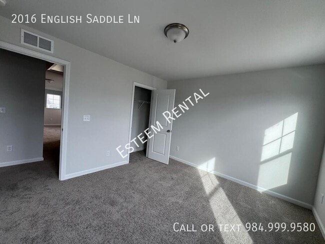 Building Photo - 2016 English Saddle Ln