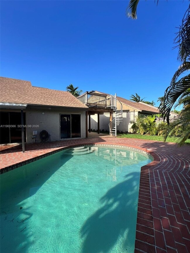 Building Photo - 7512 SW 95th Pl