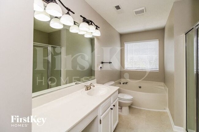 Building Photo - 6063 Parkside Circle