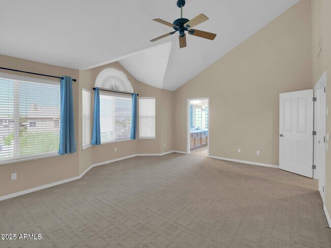 Building Photo - 11239 E Oberlin Way