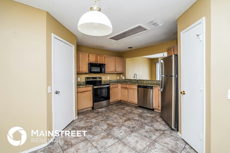 Building Photo - 8520 Gatlinburg Dr