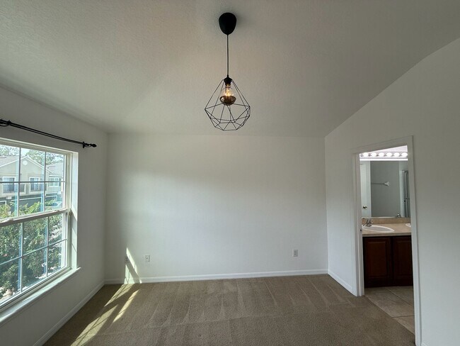 Building Photo - 1711 San Jacinto Cir