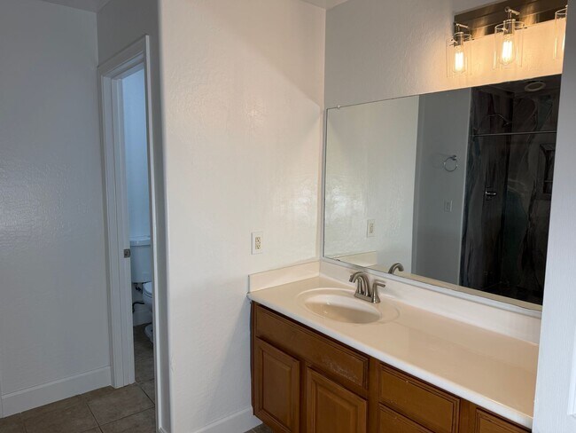 Building Photo - 42502 W Somerset Dr
