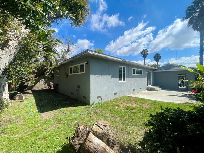 Building Photo - 2904 Fisk Ln