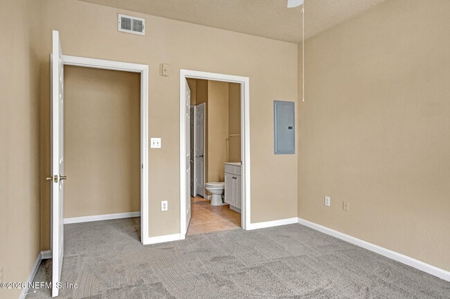 Building Photo - 8539 Gate Pkwy W