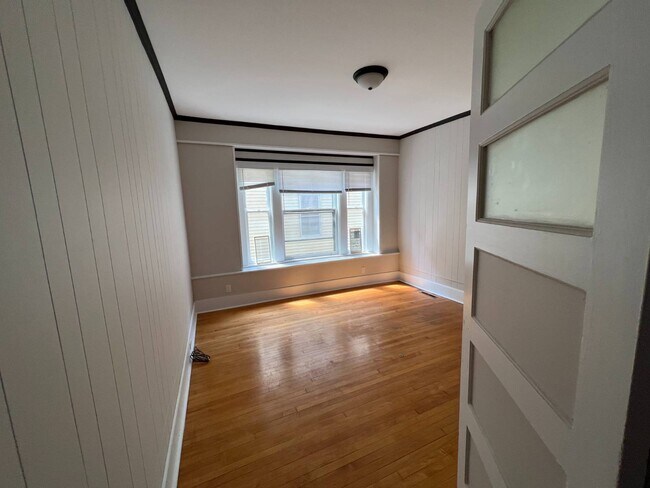 Building Photo - 1084 Wendell Ave