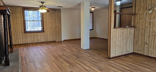 Building Photo - 275 Johnson Terrace