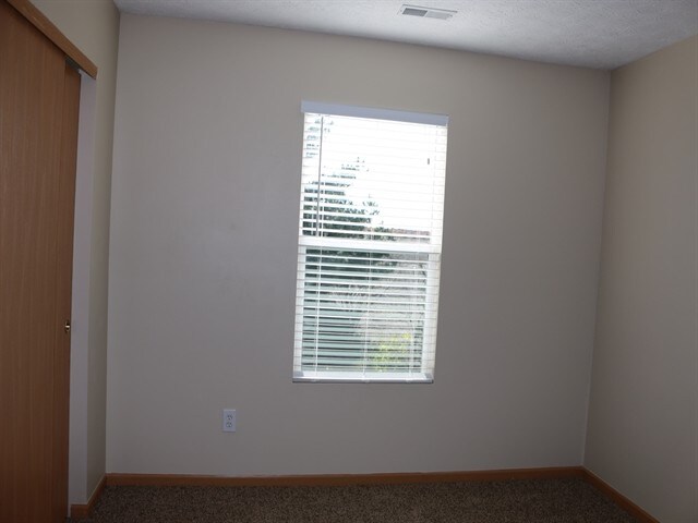 Building Photo - 7525 Hemrich Dr