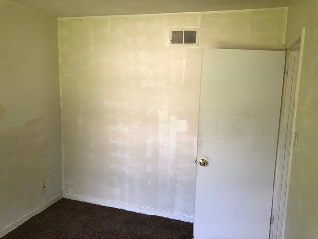 Building Photo - 3476 Obion Dr
