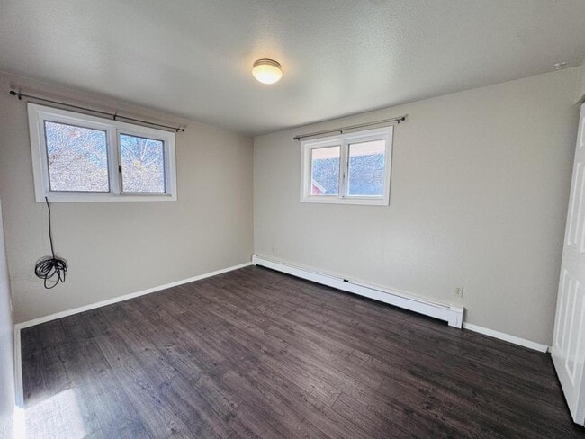 Building Photo - 1819 5th Ave