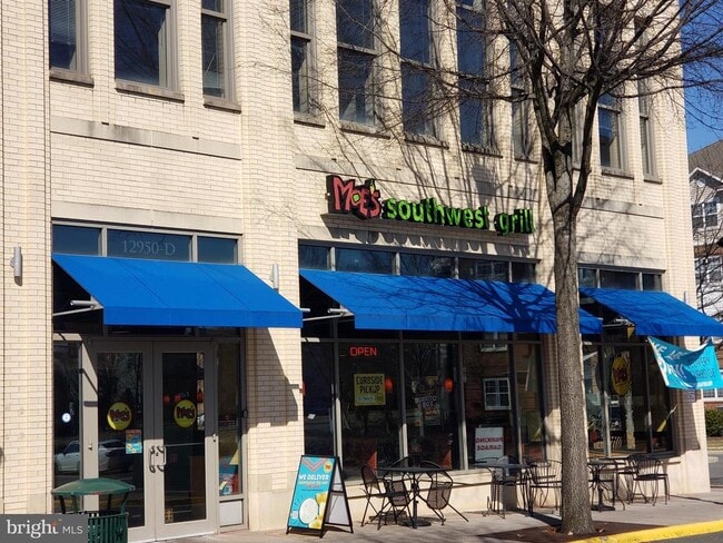 Building Photo - 12956 Centre Park Cir