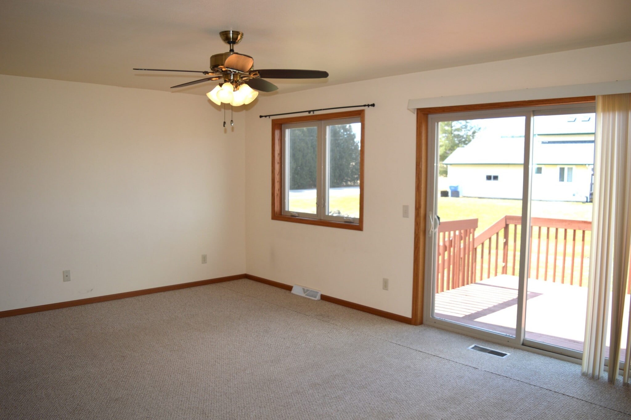 Building Photo - 1121 Union Rd