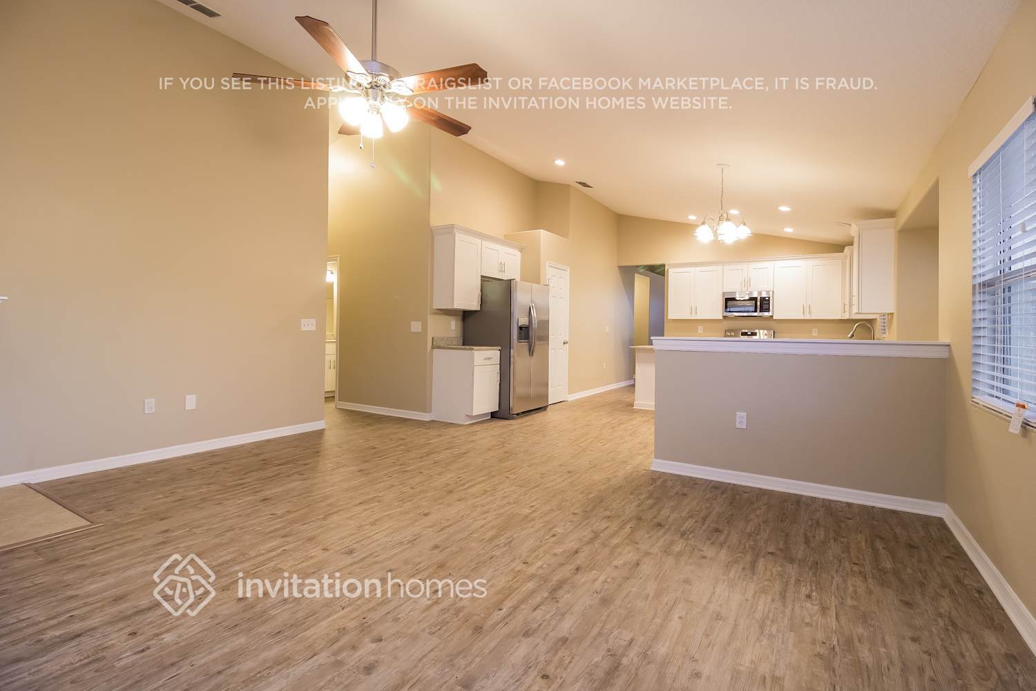 Building Photo - 14100 Yellow Wood Cir