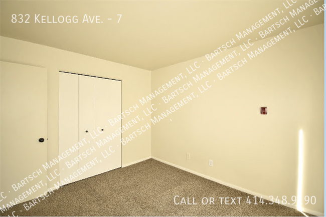 Building Photo - 832 Kellogg Ave