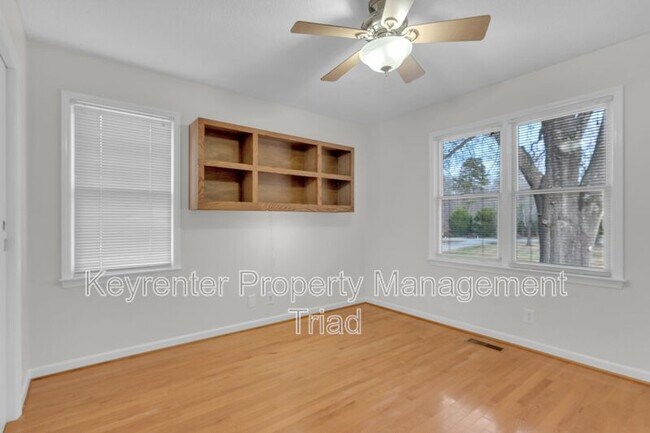 Building Photo - 3959 Lewiston Rd