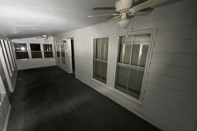 Building Photo - Charming 2BR / 2BA Home with Front Porch & Large Private Yard