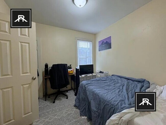 Building Photo - 4 bedroom in Allston MA 02134