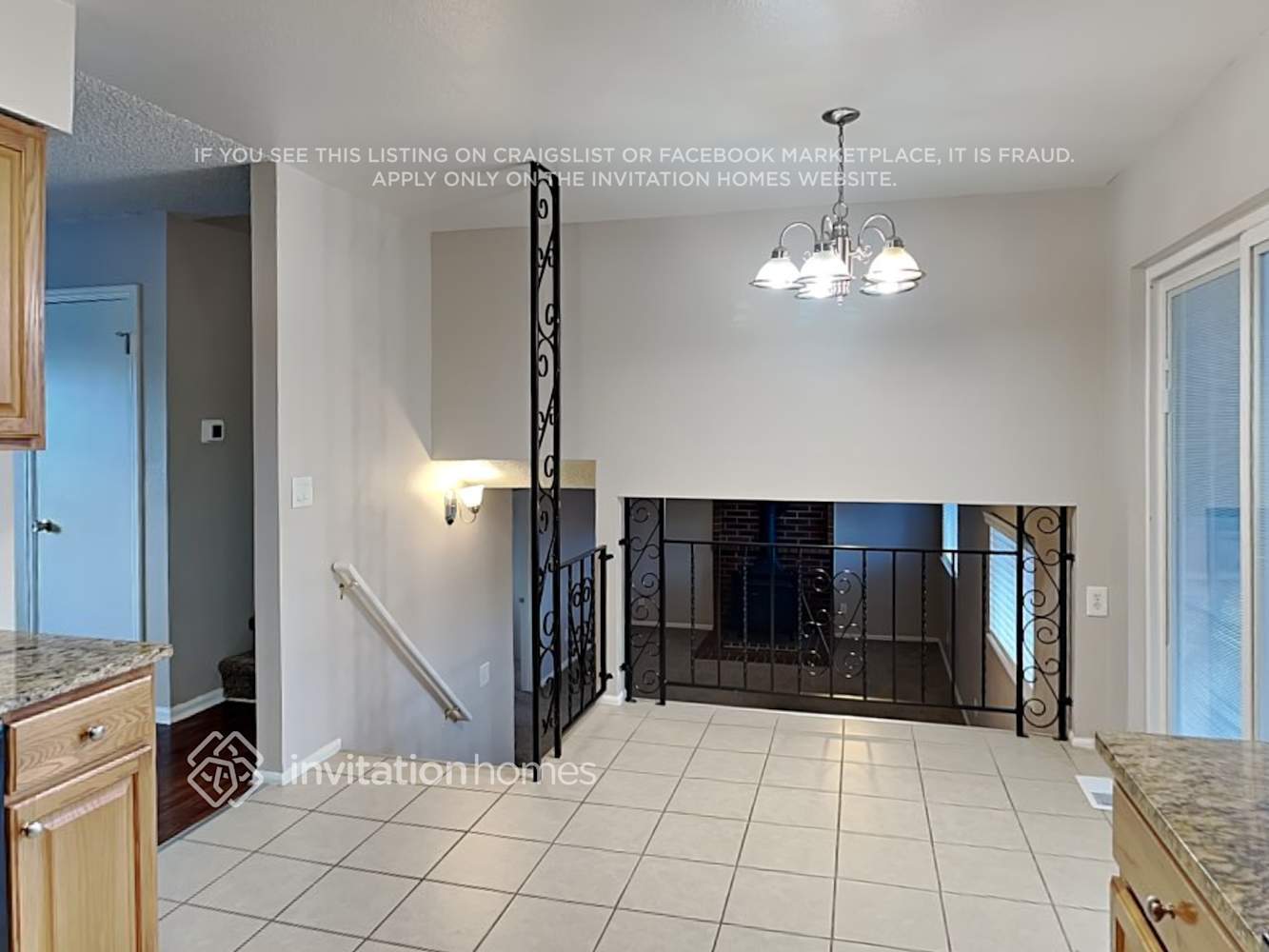 Building Photo - 11269 E Center Ave