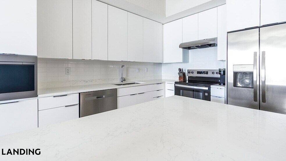 Building Photo - 4341 34th St S