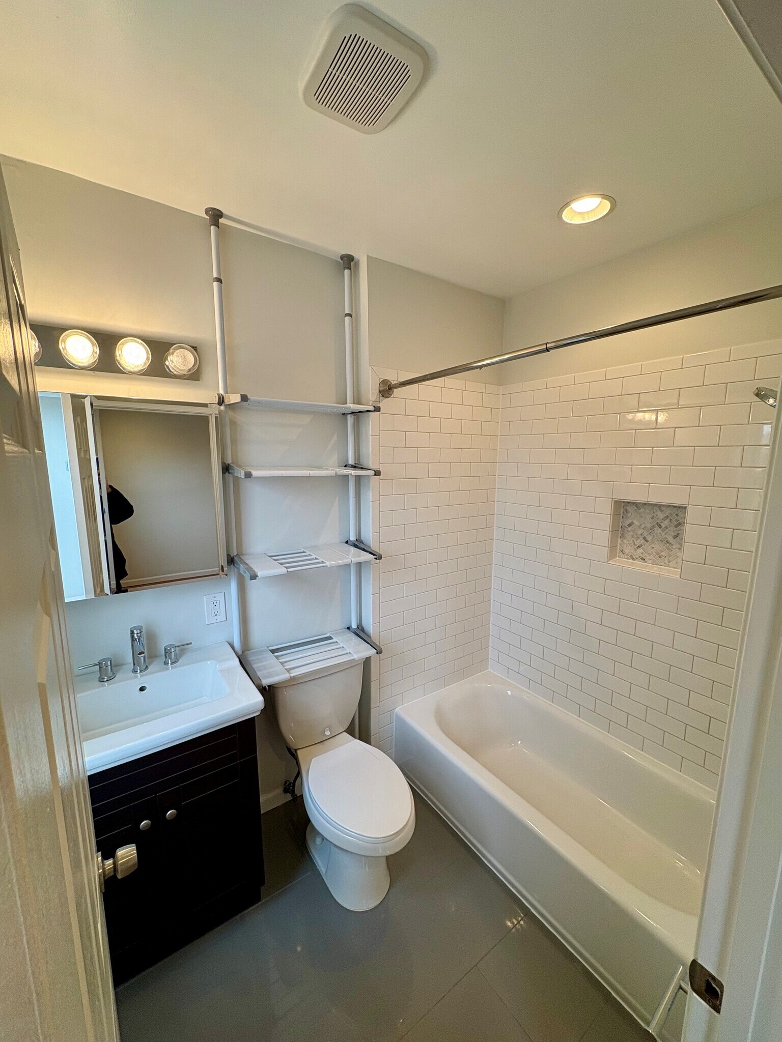 Second Bath - 1916 C St NE