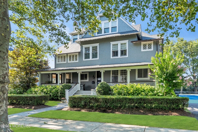 Building Photo - 207 Monmouth Ave