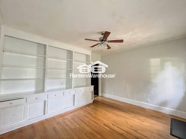 Building Photo - 2925 Duke of York Dr