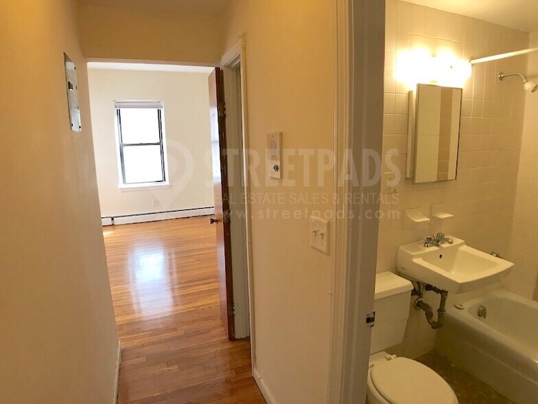 Building Photo - 60 Brighton Ave