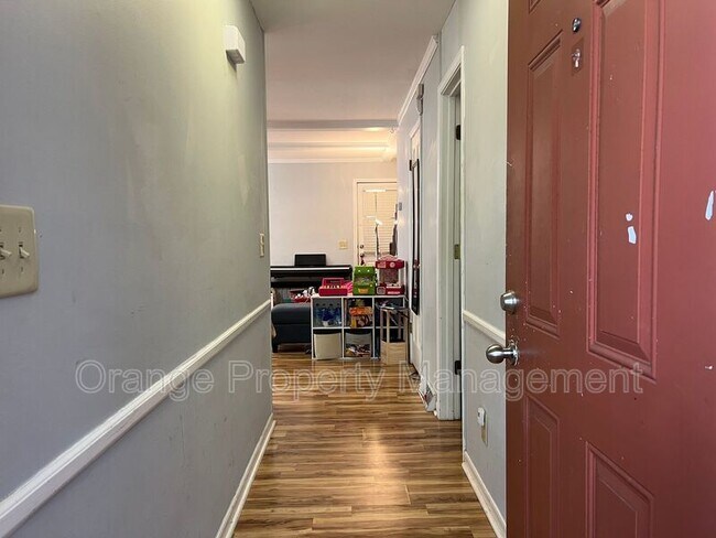 Building Photo - 343 Old Greenville Hwy