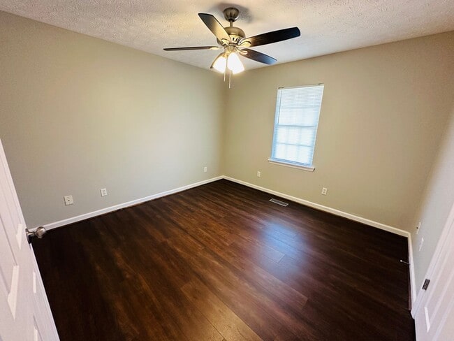 Building Photo - 2102 Harrell Dr