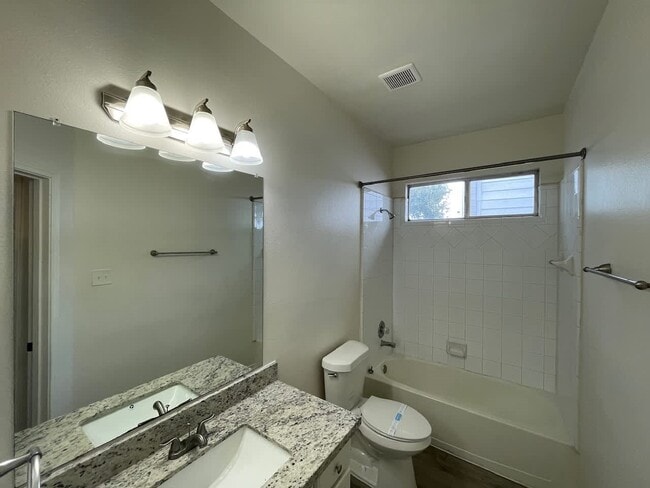 Building Photo - 22826 Tara Way Dr