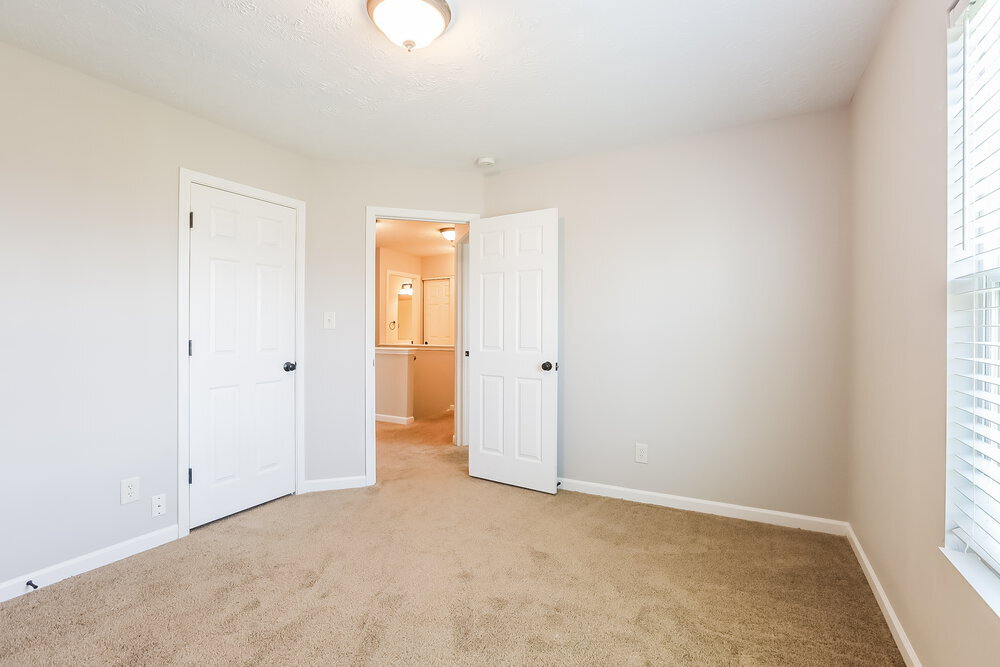 Building Photo - 2294 McGregor Dr