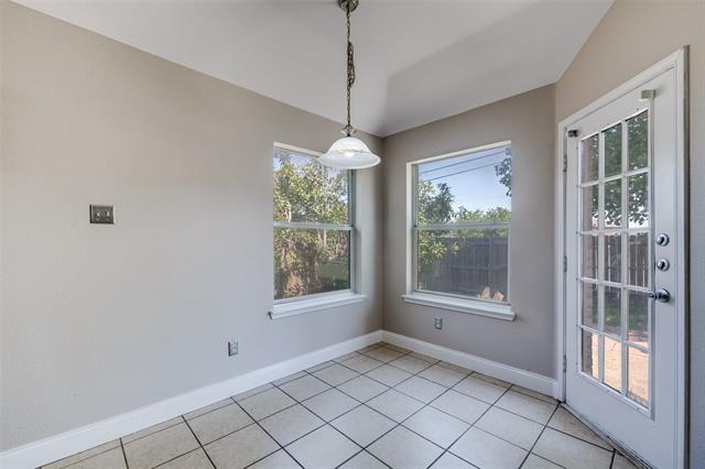 Building Photo - 1401 River Trail Dr