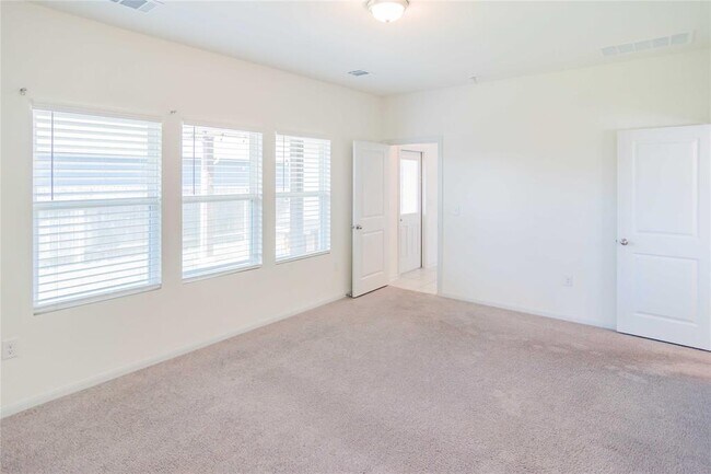 Building Photo - 101 Englenook Dr