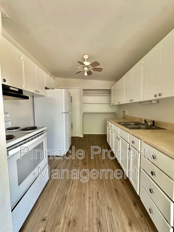 Building Photo - 2401 Field St