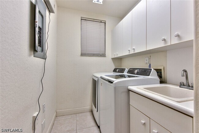 Building Photo - 638 Vintage Reserve Cir