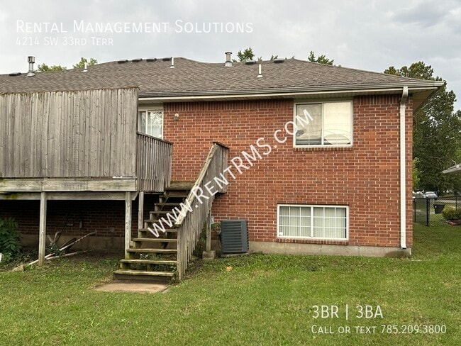 Building Photo - 4214 SW 33rd Terrace