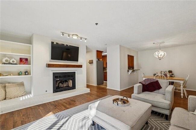 Building Photo - 1602 Cumberland Ct SE