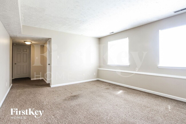 Building Photo - Single Family Home